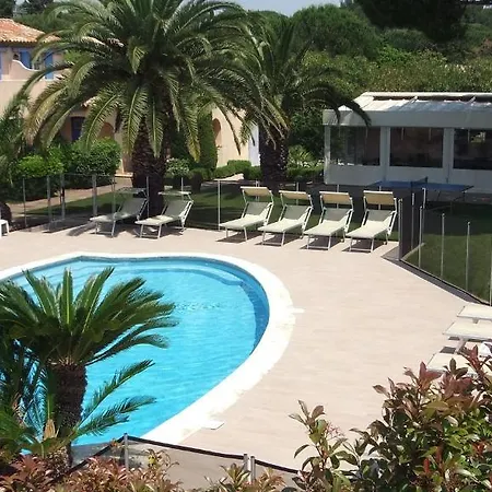 Les Santolines 3*